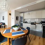 アパート Cascais Centre, Bright 70M2 Apartment T2, Perfect Location カスカイス