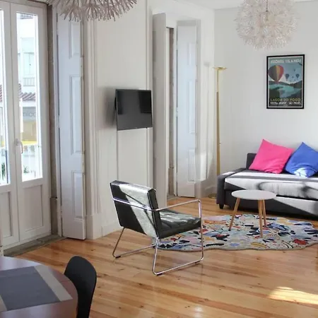 Cascais Centre, Bright 70M2 Apartment T2, Perfect Location