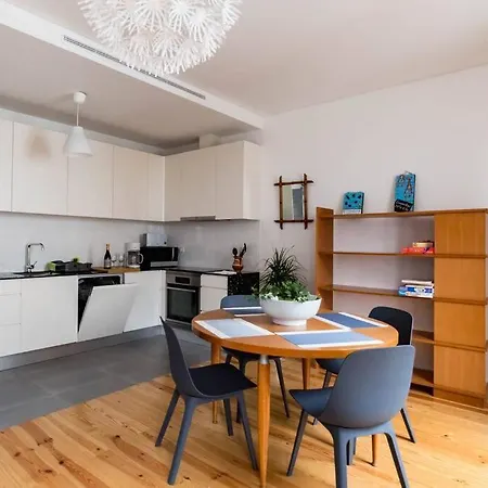 Cascais Centre, Bright 70M2 Apartment T2, Perfect Location Διαμέρισμα